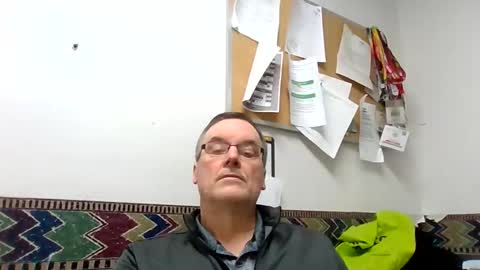 Snapshot of marty1688 chatting on April 13, 10:43 am marty1688 online show from April 13, 10:43 am