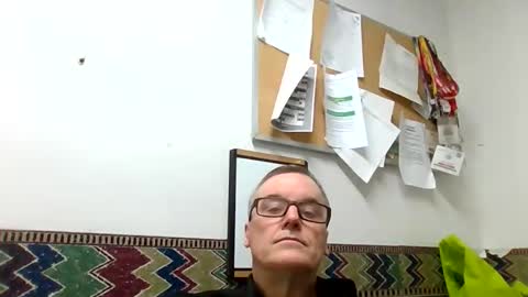 Snapshot of marty1688 chatting on May 10, 12:43 pm marty1688 online show from May 10, 12:43 pm