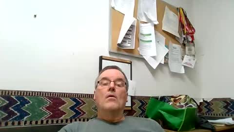 Snapshot of marty1688 chatting on May 21, 10:33 am marty1688 online show from May 21, 10:33 am