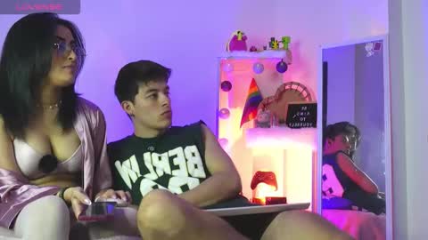 Snapshot of mary_and_andres chatting on September 18, 3:08 am Mary and Andrs online show from September 18, 3:08 am