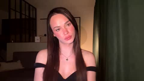 Mary online show from February 19, 4:47 pm