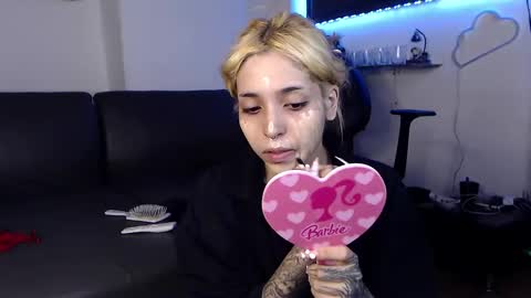                      100   online show from February 21, 8:49 pm