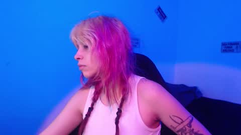                      100   online show from November 19, 7:30 am