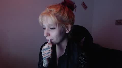                      100   online show from November 21, 6:12 am