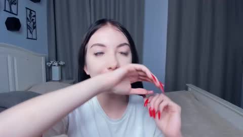 Mary online show from December 15, 10:08 am