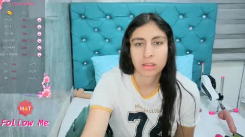 Snapshot of mary_mood_ chatting on July 2, 10:43 am Mary Moon online show from July 2, 10:43 am