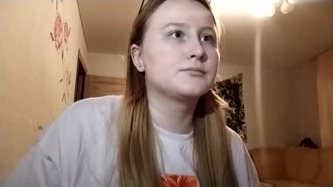 Snapshot of mary_robbins chatting on October 29, 3:58 pm Mary online show from October 29, 3:58 pm