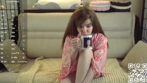 Snapshot of mary_shake chatting on January 10, 10:04 pm Mary online show from January 10, 10:04 pm