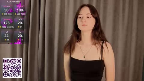 Snapshot of mary_smit chatting on October 13, 5:13 pm mary online show from October 13, 5:13 pm