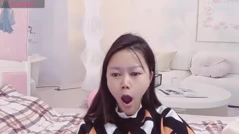 Snapshot of mary_uu chatting on March 6, 8:19 am mary_uu online show from March 6, 8:19 am