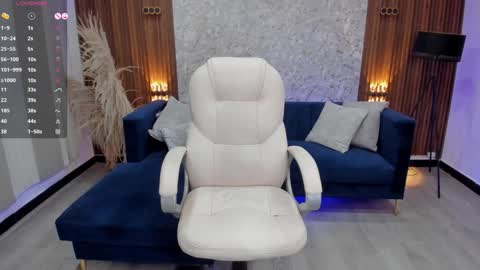 Maryah Simons online show from December 6, 11:33 am