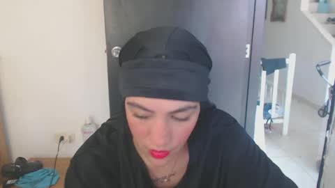 maryam_arabicmilk online show from December 5, 5:28 pm