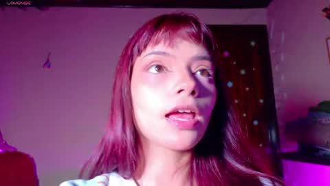 Snapshot of maryberry__ chatting on April 27, 6:33 am online show from April 27, 6:33 am