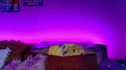 Snapshot of maryberry__ chatting on April 28, 6:29 am online show from April 28, 6:29 am