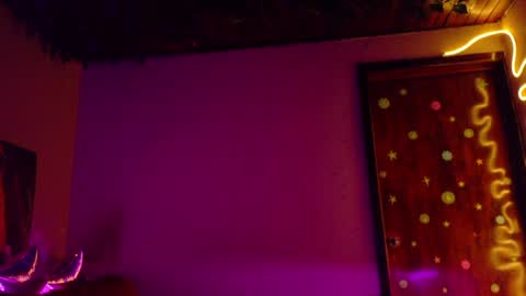 Snapshot of maryberry__ chatting on May 17, 3:48 am online show from May 17, 3:48 am