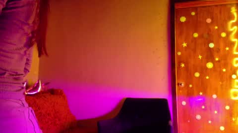 Snapshot of maryberry__ chatting on May 23, 3:12 am online show from May 23, 3:12 am