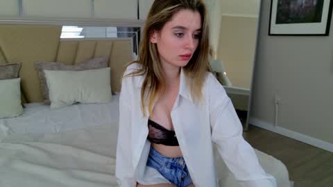 Snapshot of marybeth_snow chatting on January 20, 7:35 pm Marybeth online show from January 20, 7:35 pm