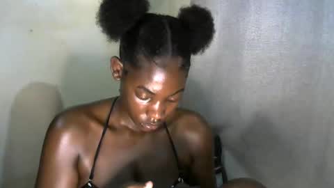 Mary online show from November 11, 2:11 am