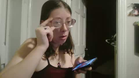 Snapshot of maryjaneflowers chatting on December 5, 7:05 am maryjaneflowers online show from December 5, 7:05 am