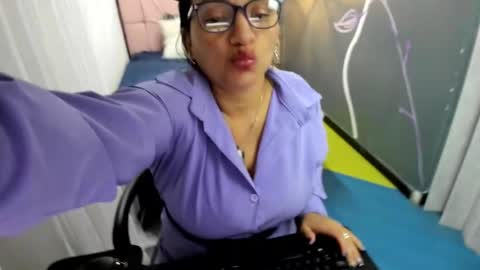 Marylin online show from March 6, 1:58 am