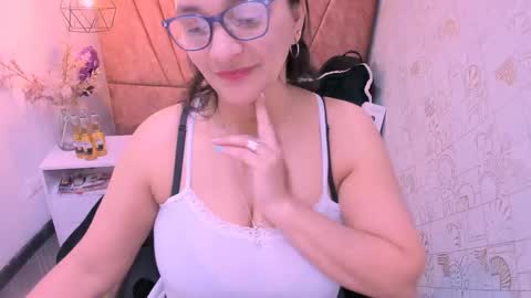 Marylin online show from September 10, 7:47 pm