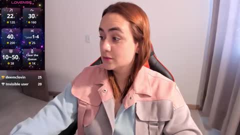 Dulce Maria online show from February 11, 7:19 pm