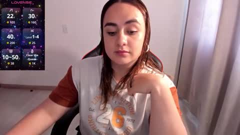 Dulce Maria online show from March 10, 6:57 pm