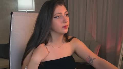 Mary Miller online show from September 18, 9:33 am