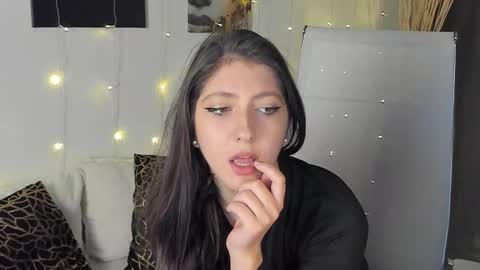 Mary Miller online show from September 19, 8:49 am