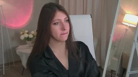 Mary Miller online show from January 8, 6:59 am