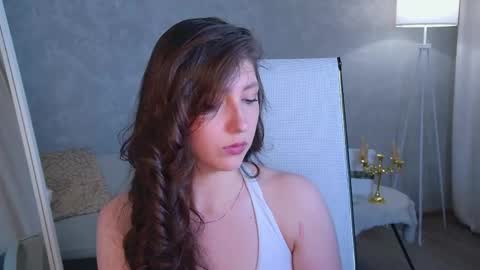 Mary Miller online show from May 16, 10:36 am