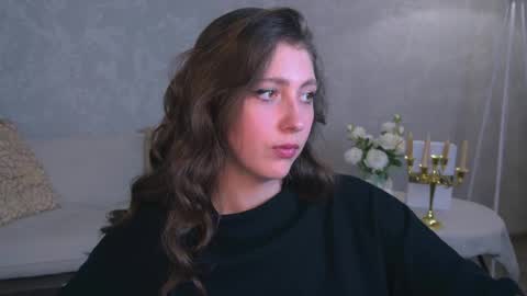 Mary Miller online show from June 3, 2:33 pm