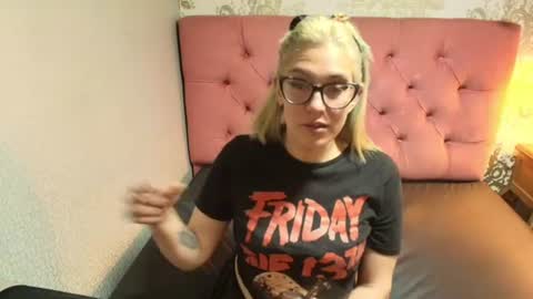 marymorgannn online show from August 4, 12:47 am