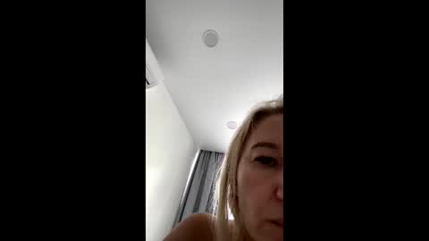 Mary online show from June 8, 1:55 pm