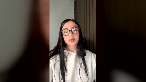 Snapshot of marysofff chatting on February 27, 4:45 am marysofff online show from February 27, 4:45 am