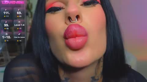 Mary online show from February 21, 2:28 am