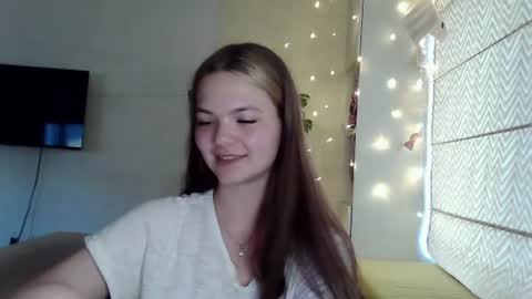Nessa online show from June 30, 3:13 pm