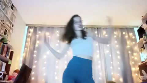 Kelly online show from March 14, 8:09 am