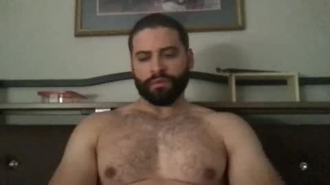 Snapshot of mascbeef95 chatting on November 3, 5:36 pm mascbeef95 online show from November 3, 5:36 pm