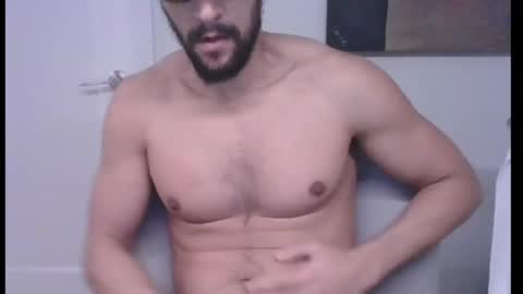 Snapshot of mascuhunk chatting on February 22, 7:56 am mascuhunk online show from February 22, 7:56 am