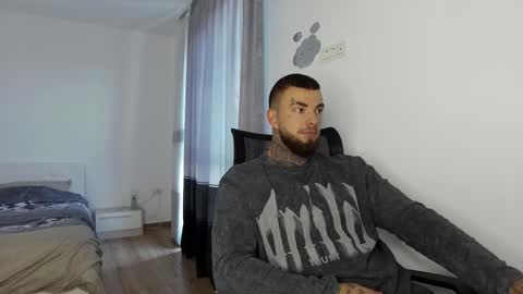 masculineguy69 online show from October 9, 6:22 am