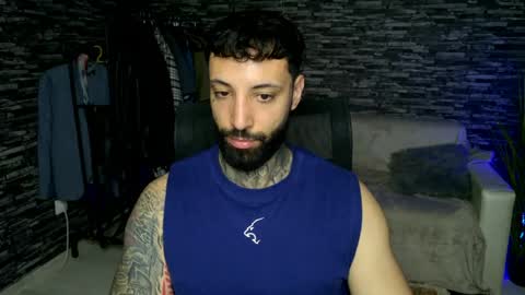 Snapshot of masculineguy69 chatting on May 16, 7:34 pm masculineguy69 online show from May 16, 7:34 pm