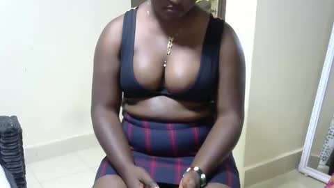 Cate online show from February 1, 7:23 pm