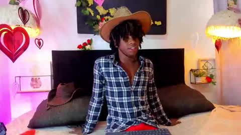 Snapshot of mashall_lee chatting on February 14, 7:21 pm MARSHALL LEE online show from February 14, 7:21 pm