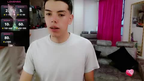 Snapshot of masimo_14 chatting on March 8, 11:05 am masimo_14 online show from March 8, 11:05 am