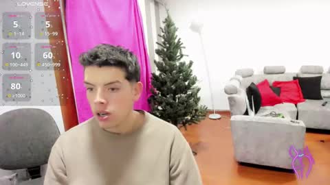 Snapshot of masimo_14 chatting on November 8, 4:23 am masimo_14 online show from November 8, 4:23 am