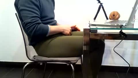 Mask07 online show from December 18, 2:12 pm