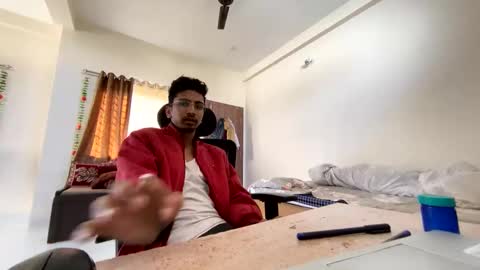 Mask Boy online show from December 3, 3:30 am