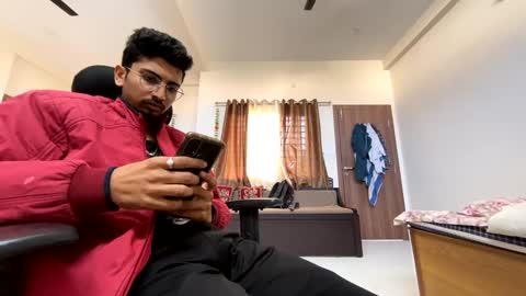 Mask Boy online show from December 12, 2:26 am