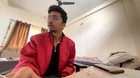 Mask Boy online show from December 25, 3:50 am